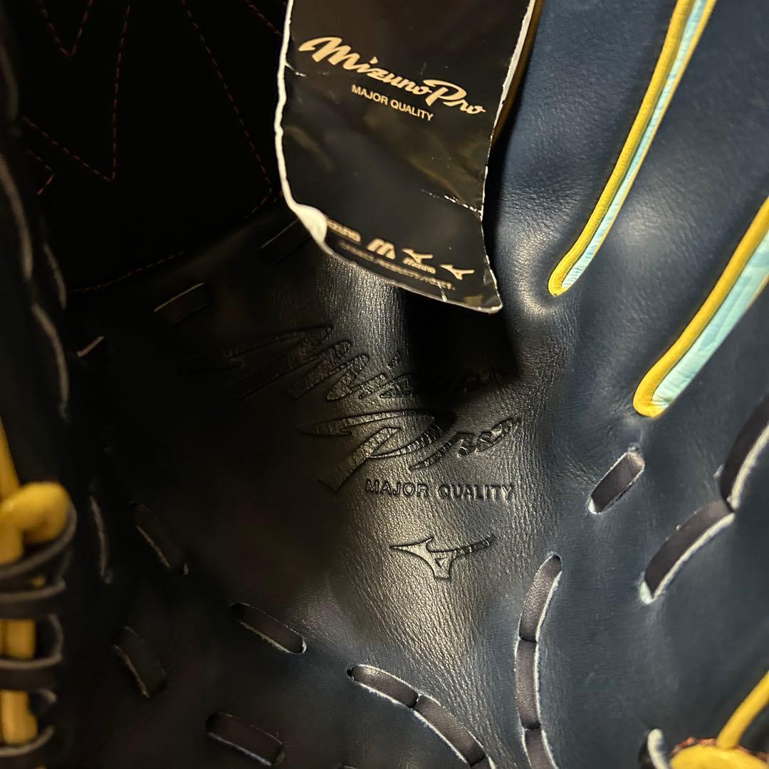 K 　■新品■ 　ミズノプロ　軟式用　投手用　右投げ　1AJGR29101