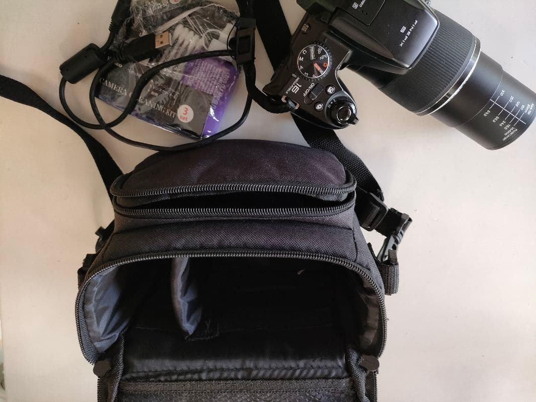 フジフイルムfinepixs8400