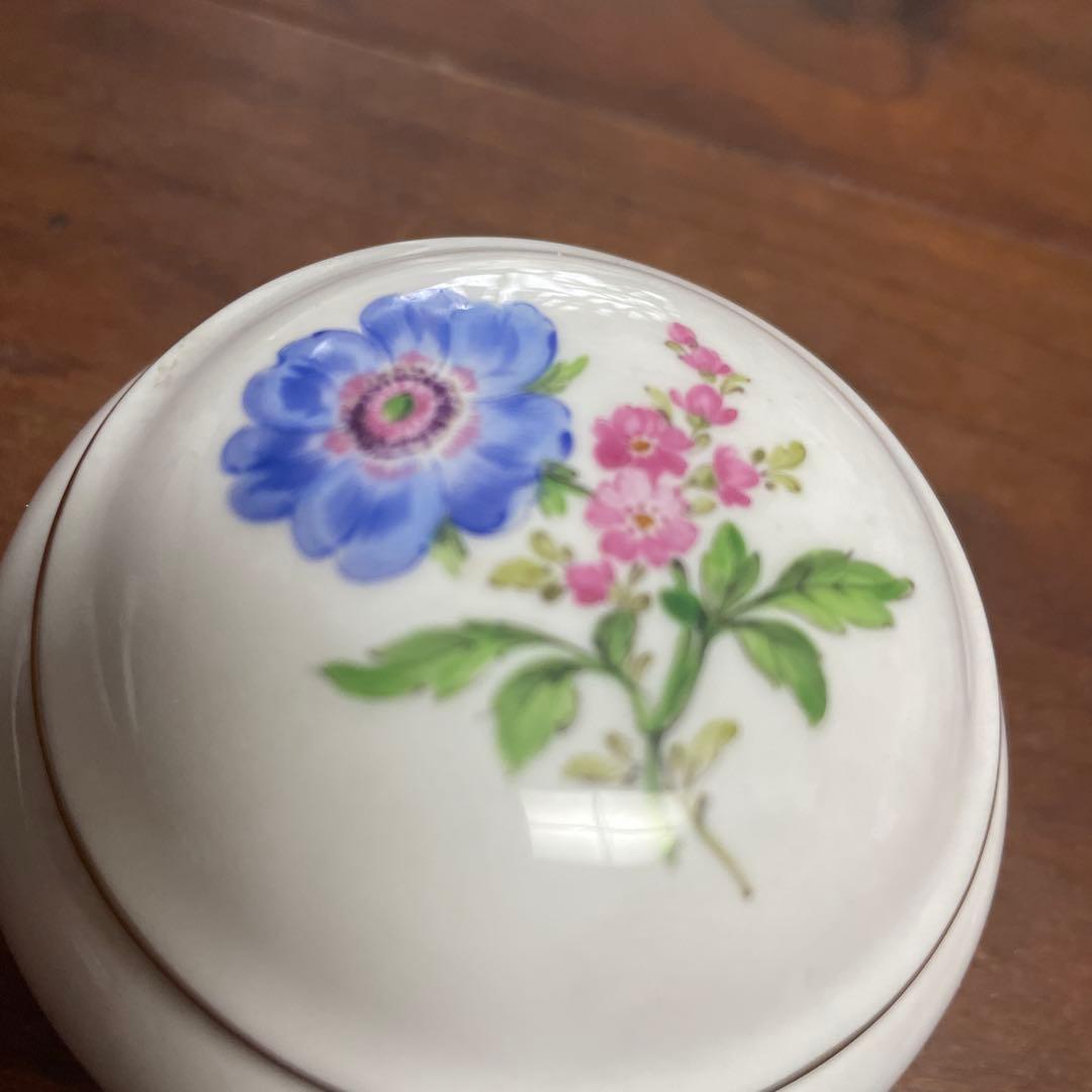 マイセン菓子入れ 蓋付き