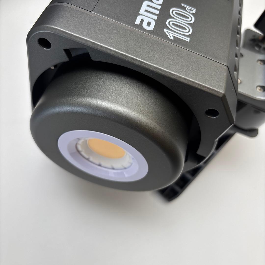 apture amaran100d & Neewer ソフトボックス SF55Q