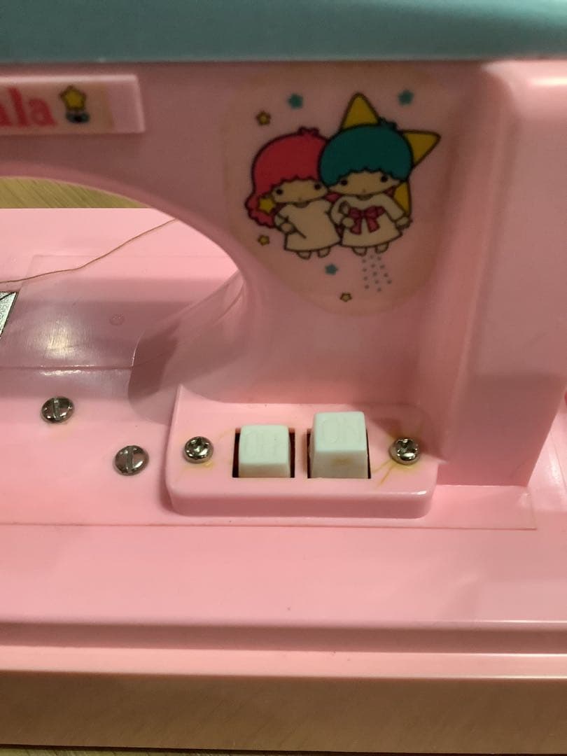 昭和レトロ•激レア•キキララわたしのミシン