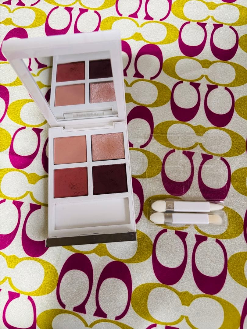 トムフォード ソレイユ アイ カラー クォード / 01SN シャレー ミンク