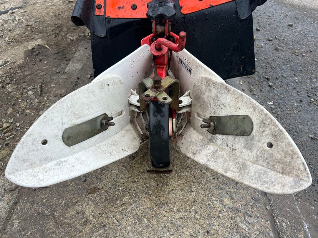 宮崎　クボタ　管理機 4馬力 耕運機 畝上げ 培土　正転逆転　畝立て　培土器付き