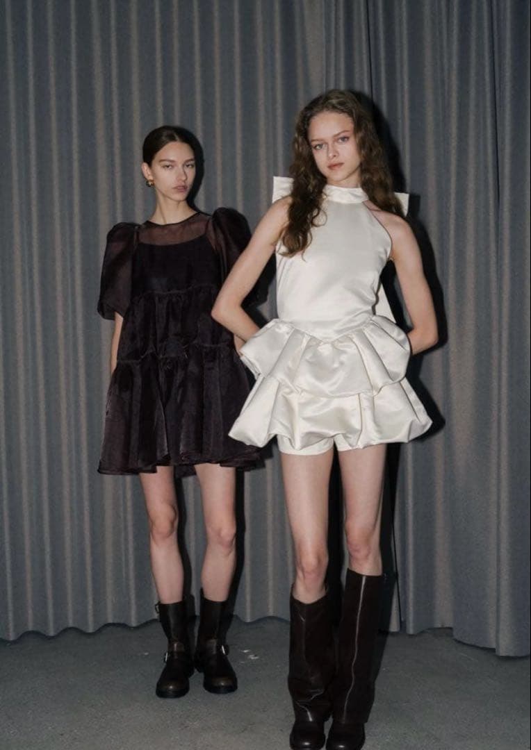 ワンピース THE TOE Etoile Balloon Dress