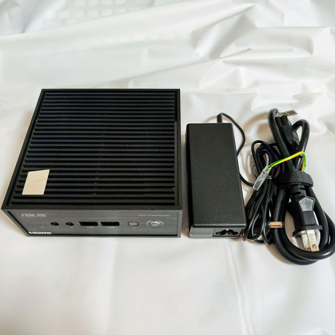 ASUS ExpertCenter PN42 ブラック ファンレス ミニPC