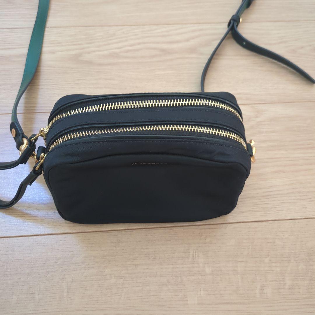 TORY BURCH ブラックショルダーバッグ