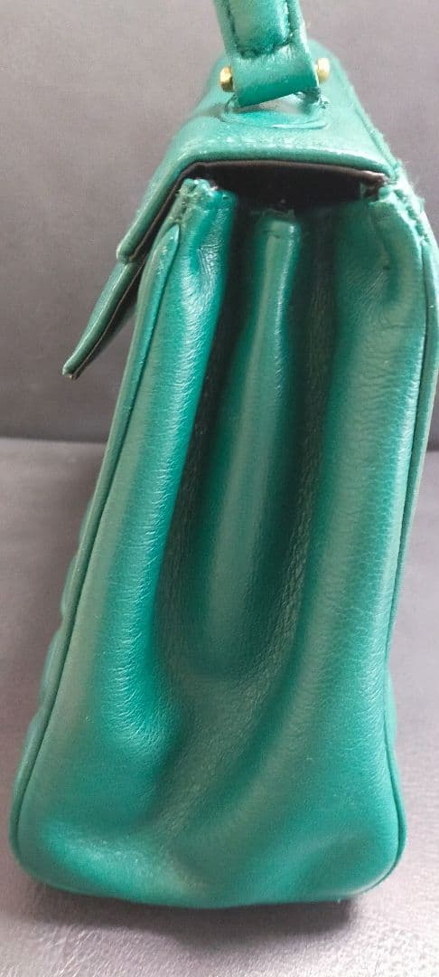 最終値下 GIVENCHY ジバンシー ラムレザー ハンドバッグ 緑 マトラッセ