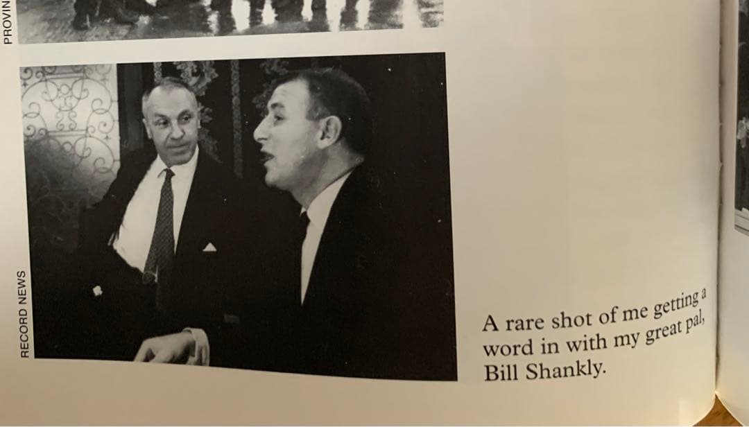 直筆サイン入り！伝説の指導者Docherty自伝 ＂The Doc\"