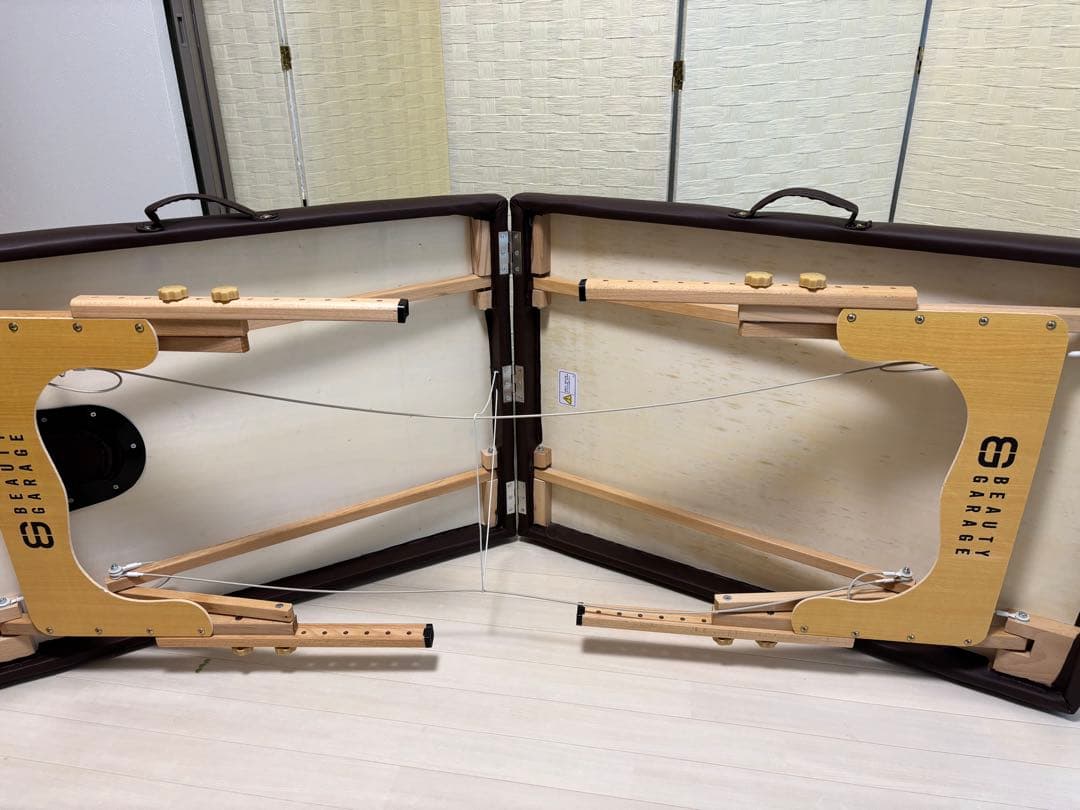 エステベッド　マッサージベッド　【ビューティーガレージ】