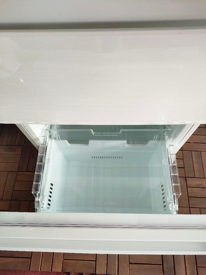 【美品】TOSHIBA 冷蔵庫 2021年式 GR-T33SC (WT)