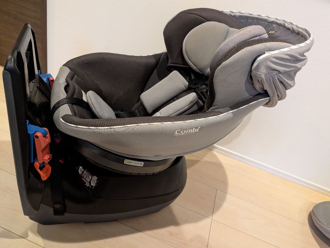 【美品】Combi クルムーヴ スマート エッグショック ベルト式