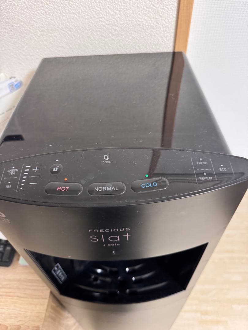 Precious Slat ブラック ウォーターサーバー