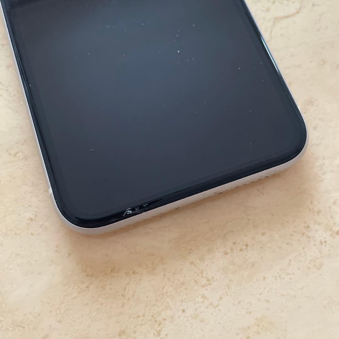 Apple iPhone 11 64GB 本体＆ケース⭐︎フィルム付き