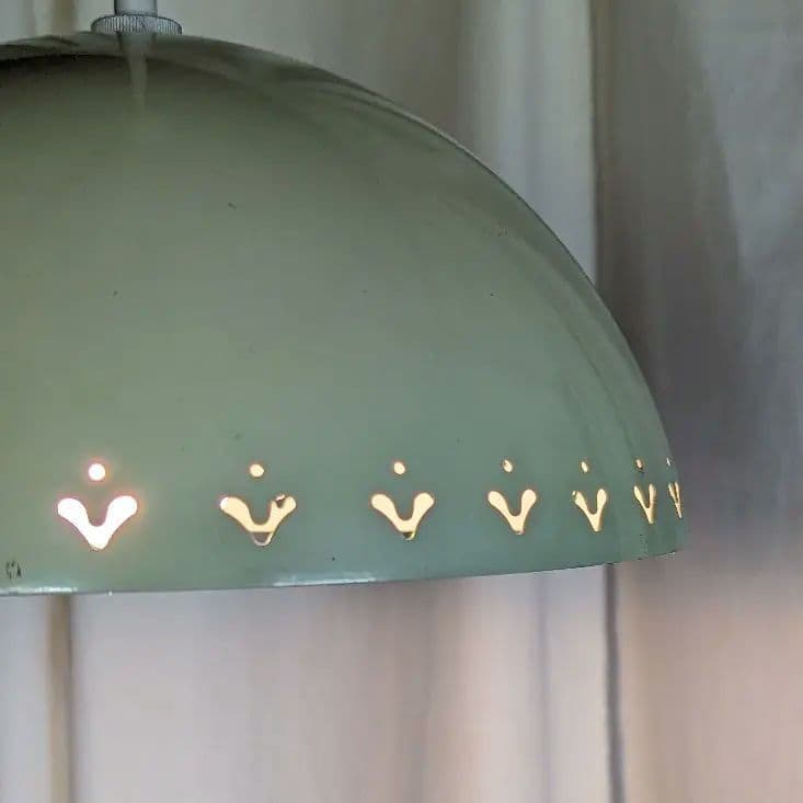 【北欧】【昭和レトロ】タマゴ色のレトロペンダントライト