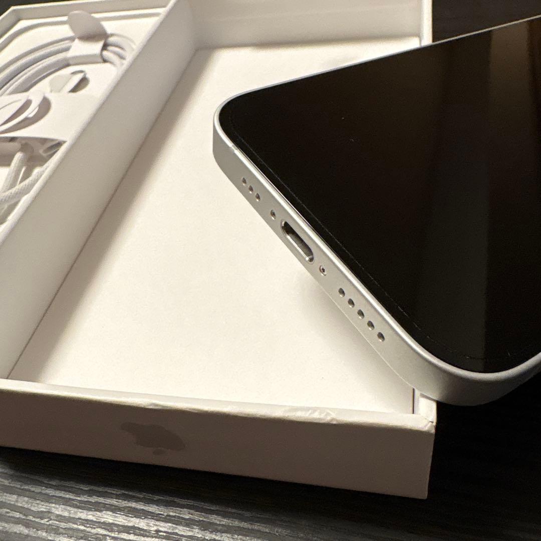 iPhone16e 本体 128GB フィルムカバー付き ホワイト