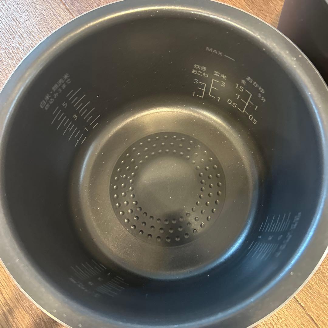 Panasonic SR-M10A(ブラック) 炊飯器2023年製