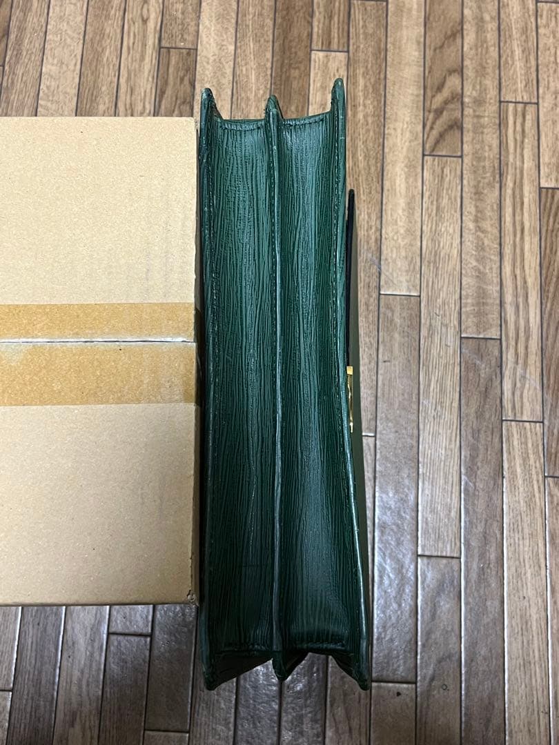 マツダ家　ベルサーチ　セカンドバック　付属鍵あり袋付き