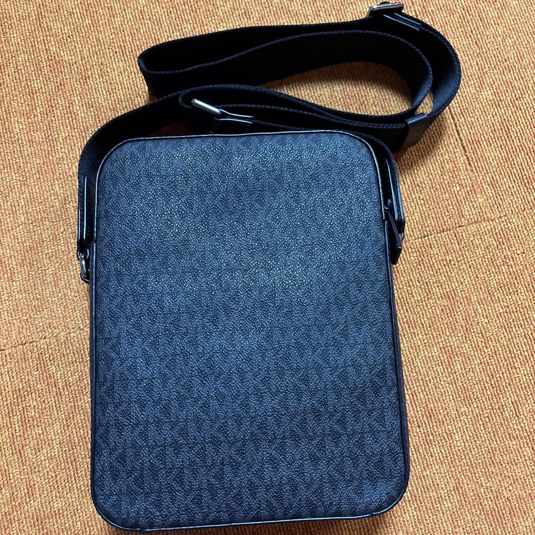 MICHEAL KORS ショルダーバッグ