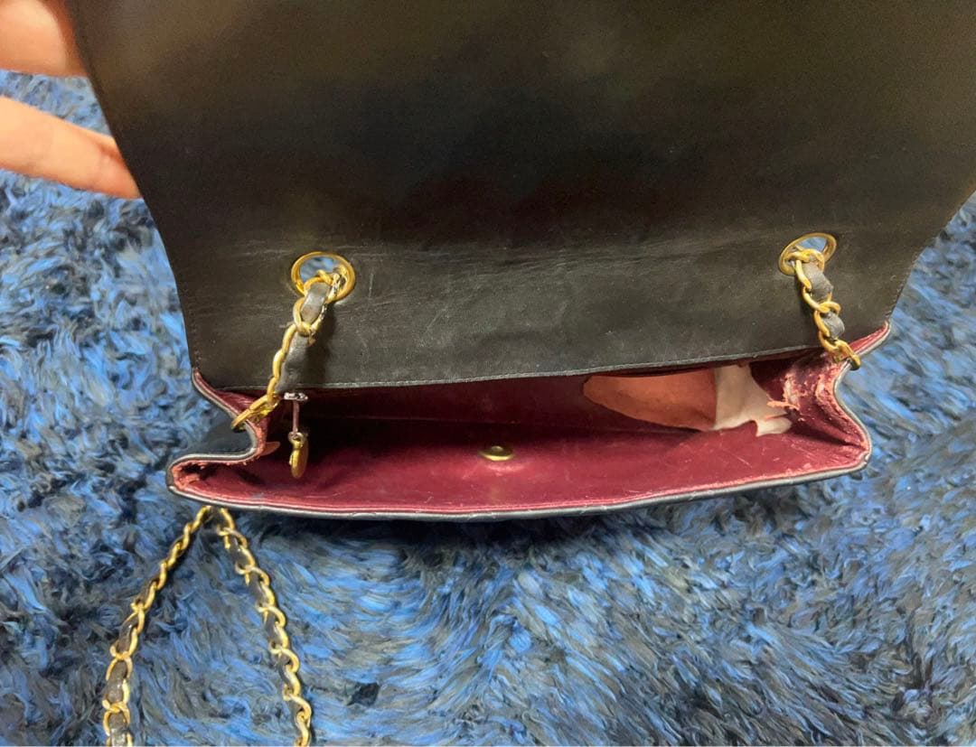 CHANEL ブラック キルティング ショルダーバッグ