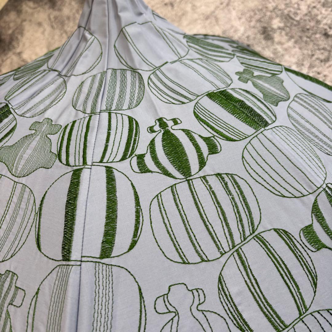 新品未使用　ヴィヴィアンウエストウッド　純パラソル　オーブ　刺繍　パゴダ