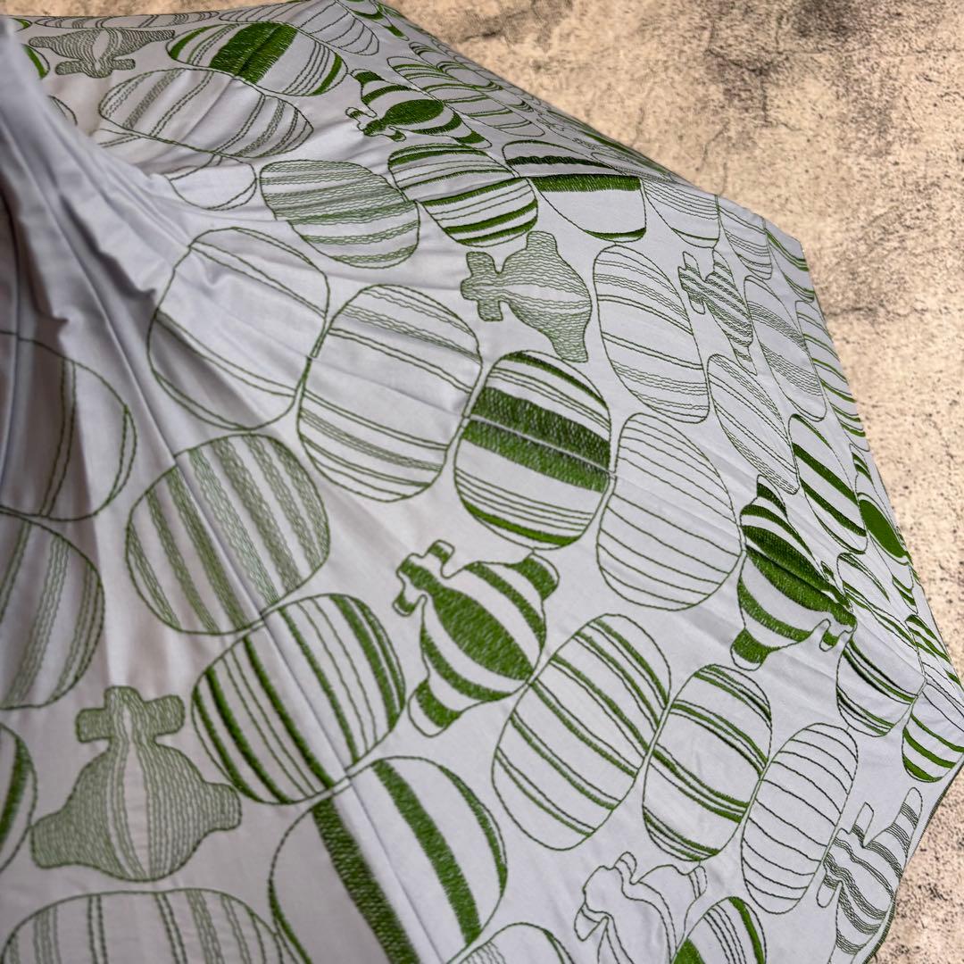 新品未使用　ヴィヴィアンウエストウッド　純パラソル　オーブ　刺繍　パゴダ