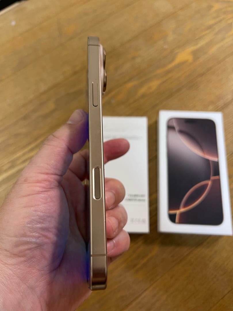 iPhone 16 Pro Max 256gb ジャンク部品取り