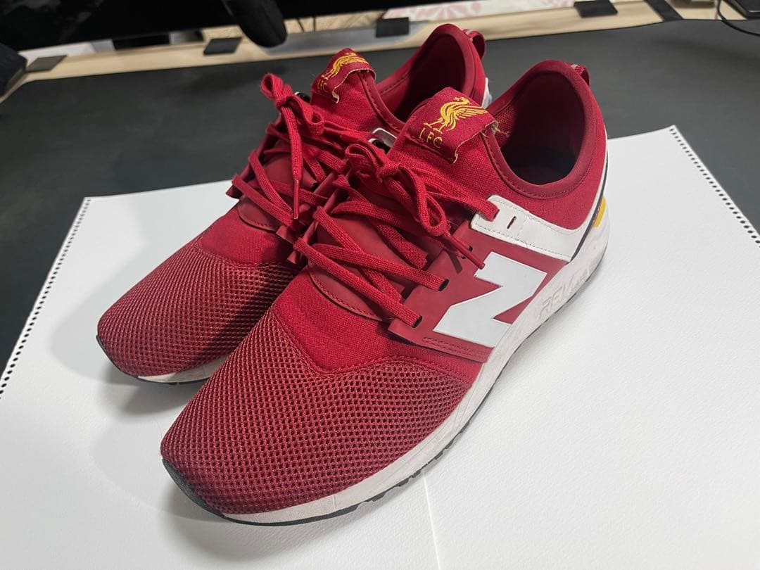 【レア品】リバプール【限定品】Liverpoolスニーカー<125周年記念>