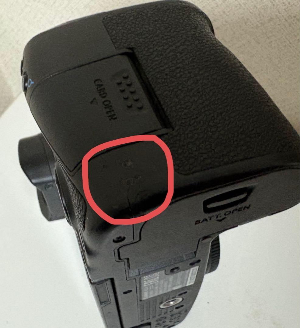 【値下げ】Canon EOS R ミラーレスカメラ 本体とバッテリー