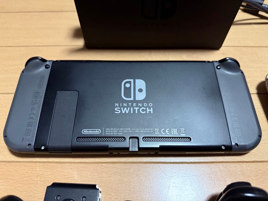 ⭐️美品 Nintendo Switch 2台（通常版＆Lite）＋ 付属品付き