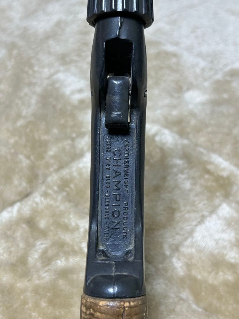 フェザーウェイトチャンピオングリップオールド