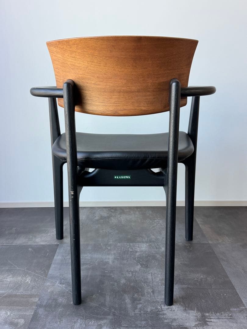 柏木工　CHIC アームチェア　PDC02K ウォールナット＋オーク