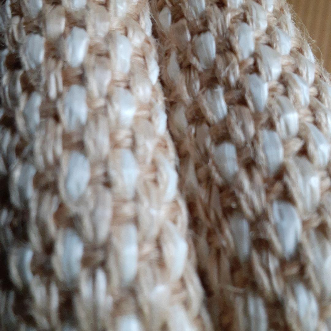 POMTATA 未使用に近いベージュと白の かごバッグ