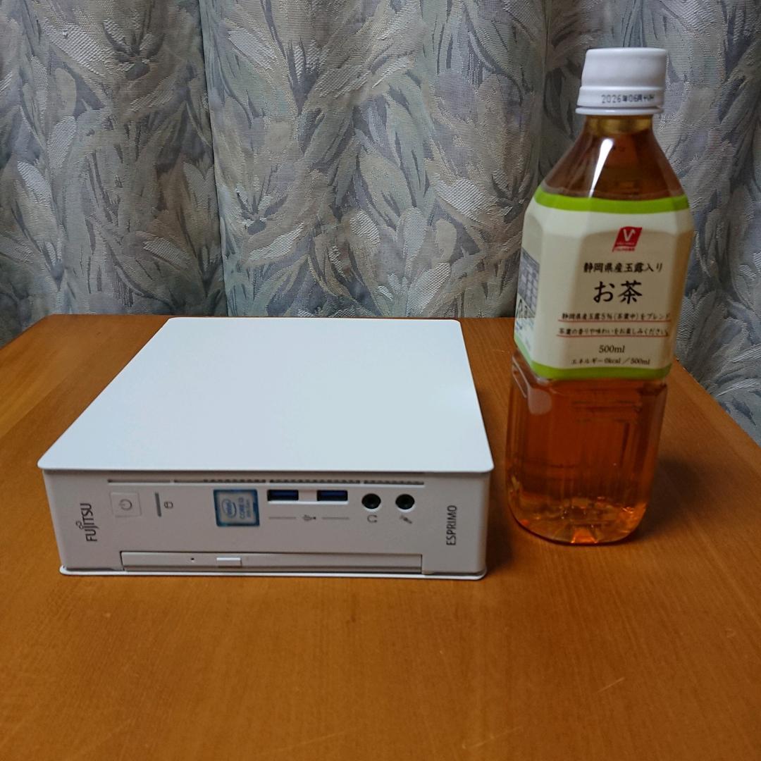 ミニPC　富士通 ESPRIMO Q558/V　intel8世代CPU