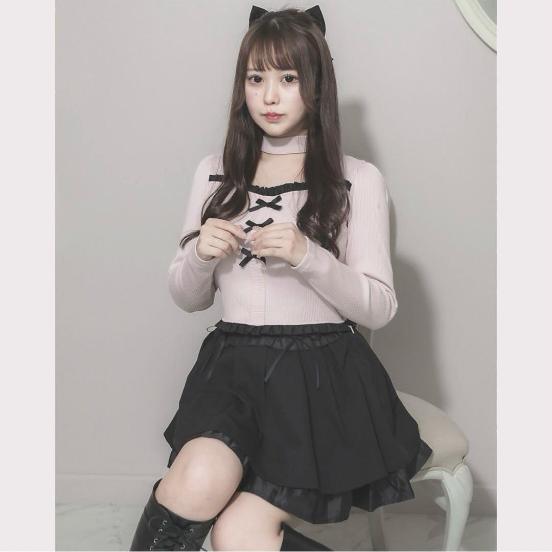 pium ピウム フロントリボンチョーカーカットソー ピンク　トップス