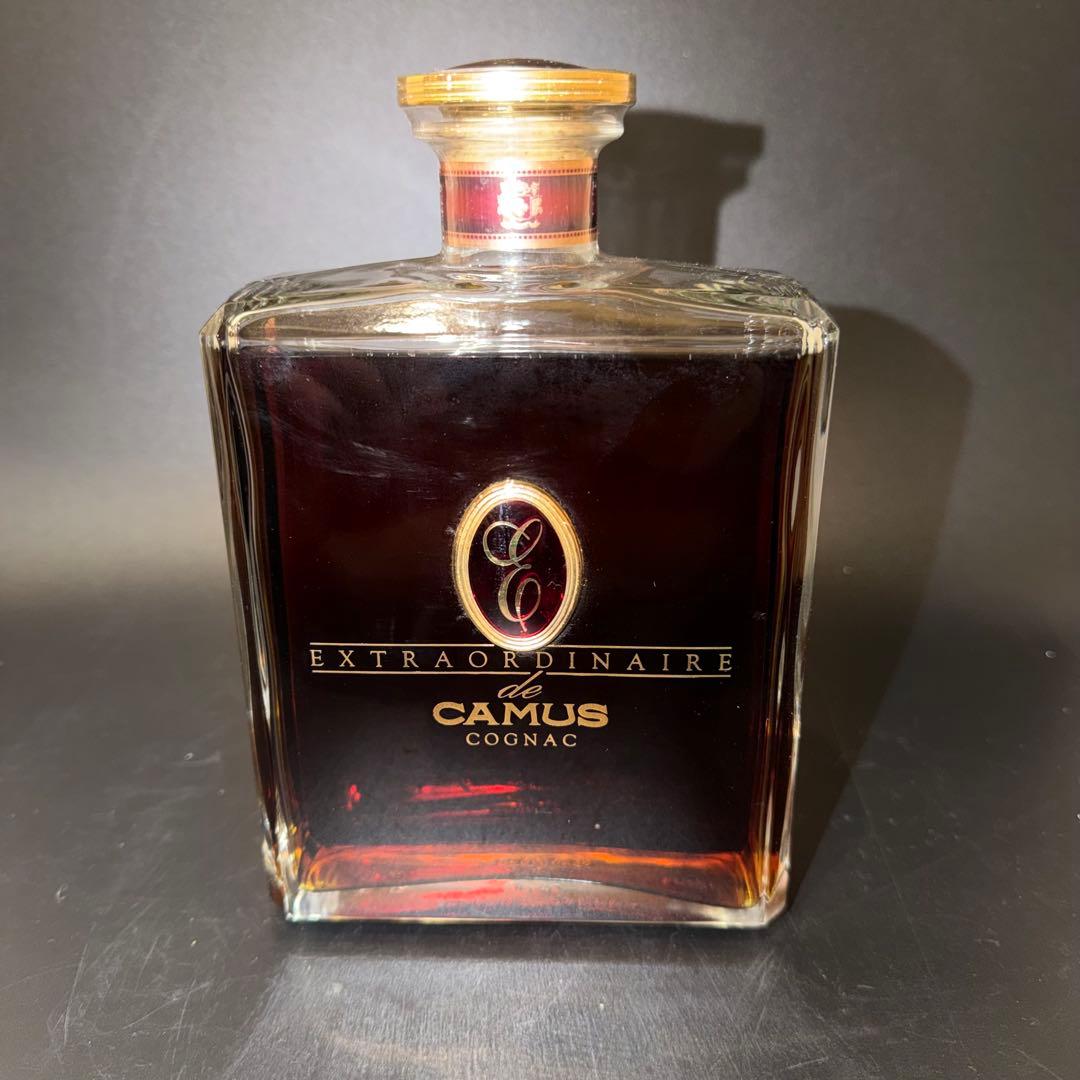 CAMUS EXTRAORDINAIRE コニャック ボックス付き　未開封