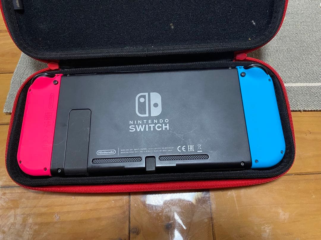 Nintendo Switch 青と赤 本体 充電器・HDMIケーブル付