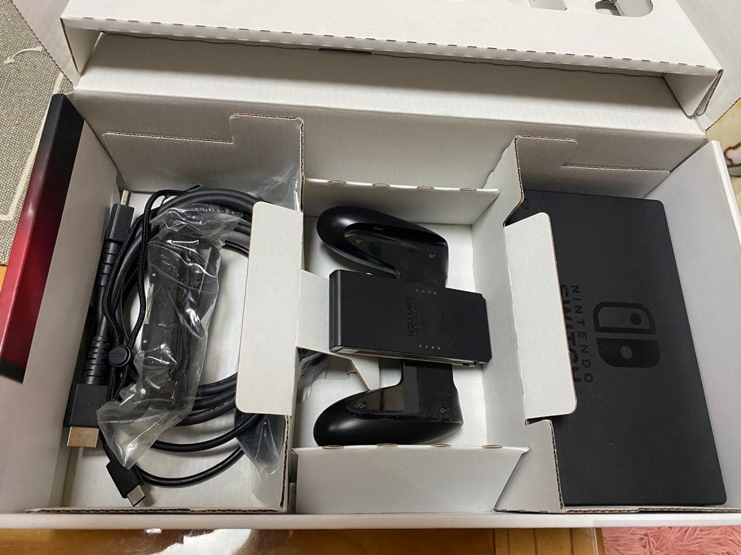 Nintendo Switch 青と赤 本体 充電器・HDMIケーブル付