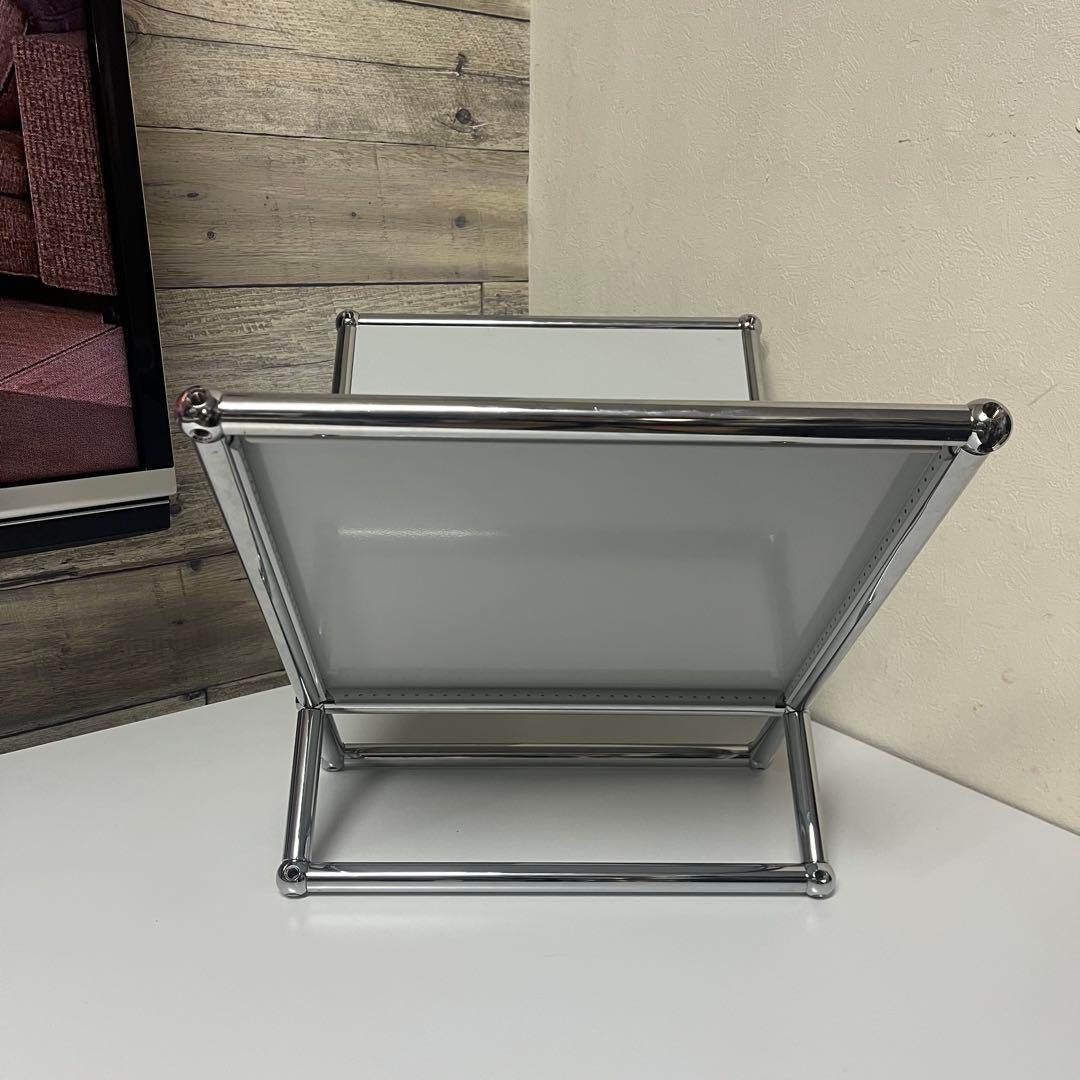 USM Haller ハラーシステム book stand 色：ライトグレー