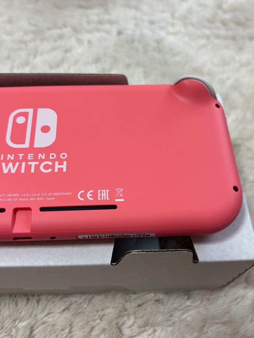 美品Nintendo Switch Lite ピンク 本体&ケース付き