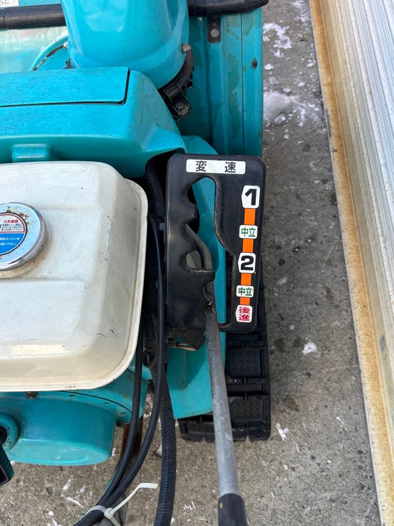 シュウ 札幌から ホンダ 除雪機 雪丸HS555 5馬力 HONDA