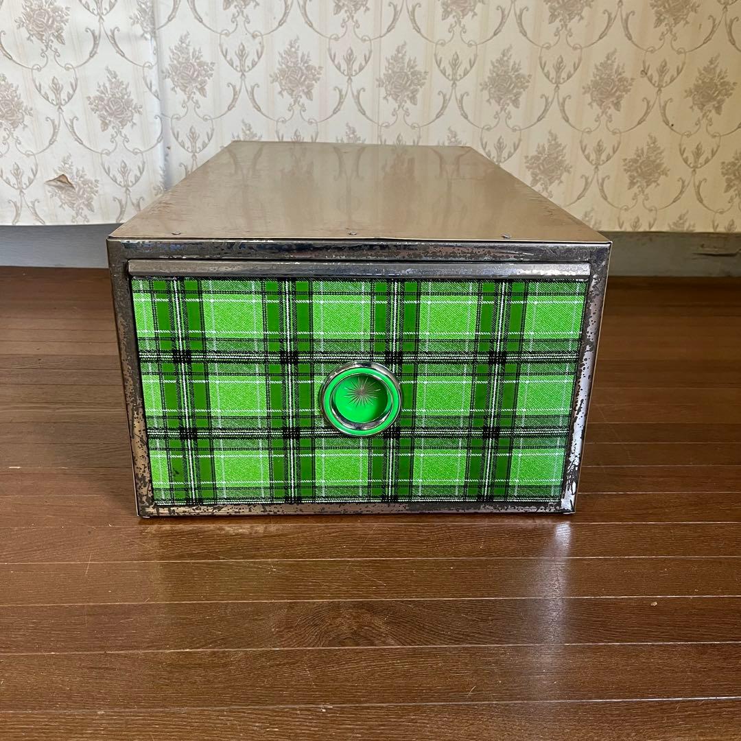 【アンティーク】② 昭和レトロ レトロポップ ブリキ 衣装ケース 収納ボックス