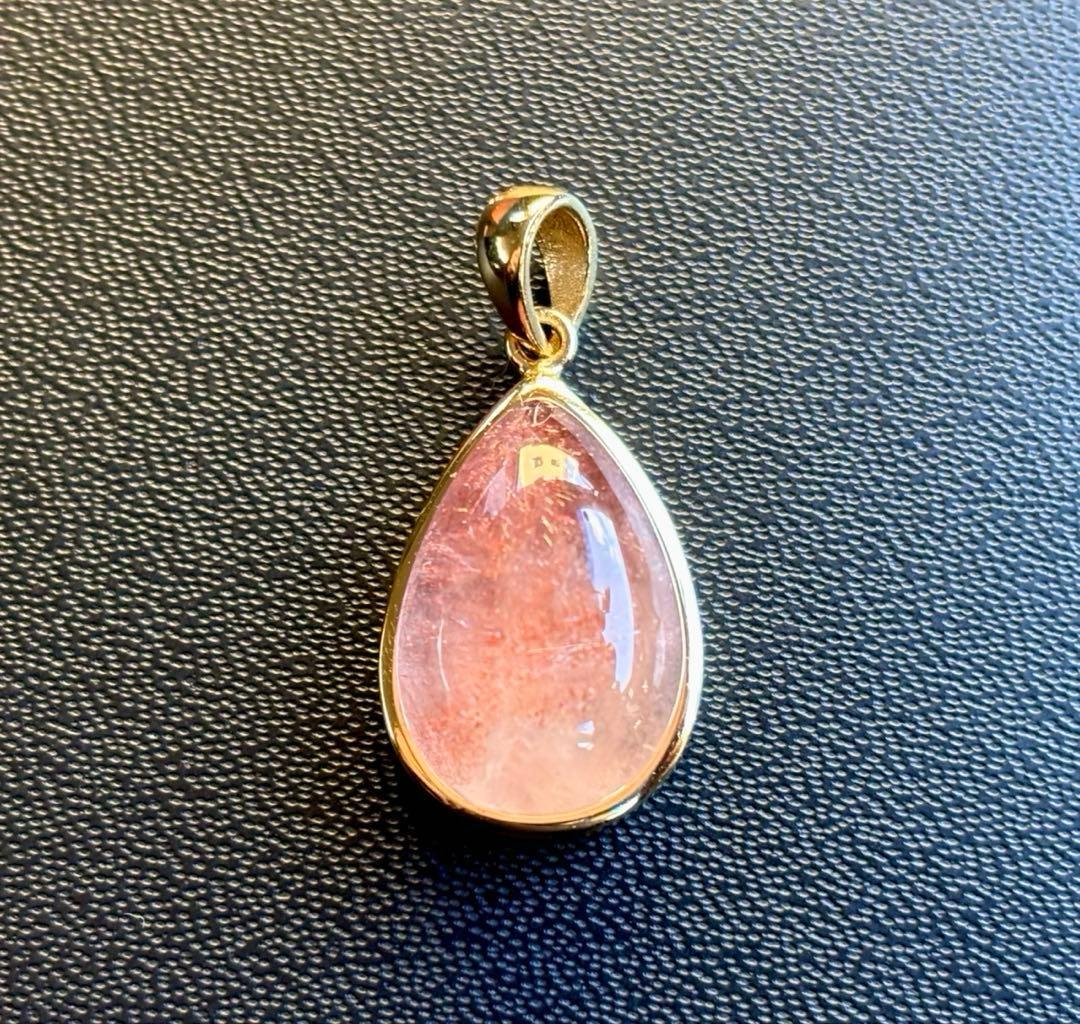 夢幻品質　女神が創造した究極の守護石　幻のカザフスタン産ストロベリークォーツPT