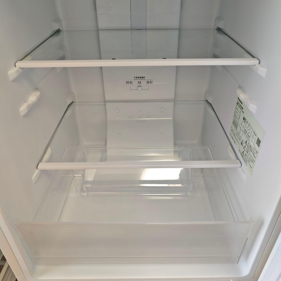 美品 2024年製 Panasonic 冷蔵庫 NR-B18C1-W 180L