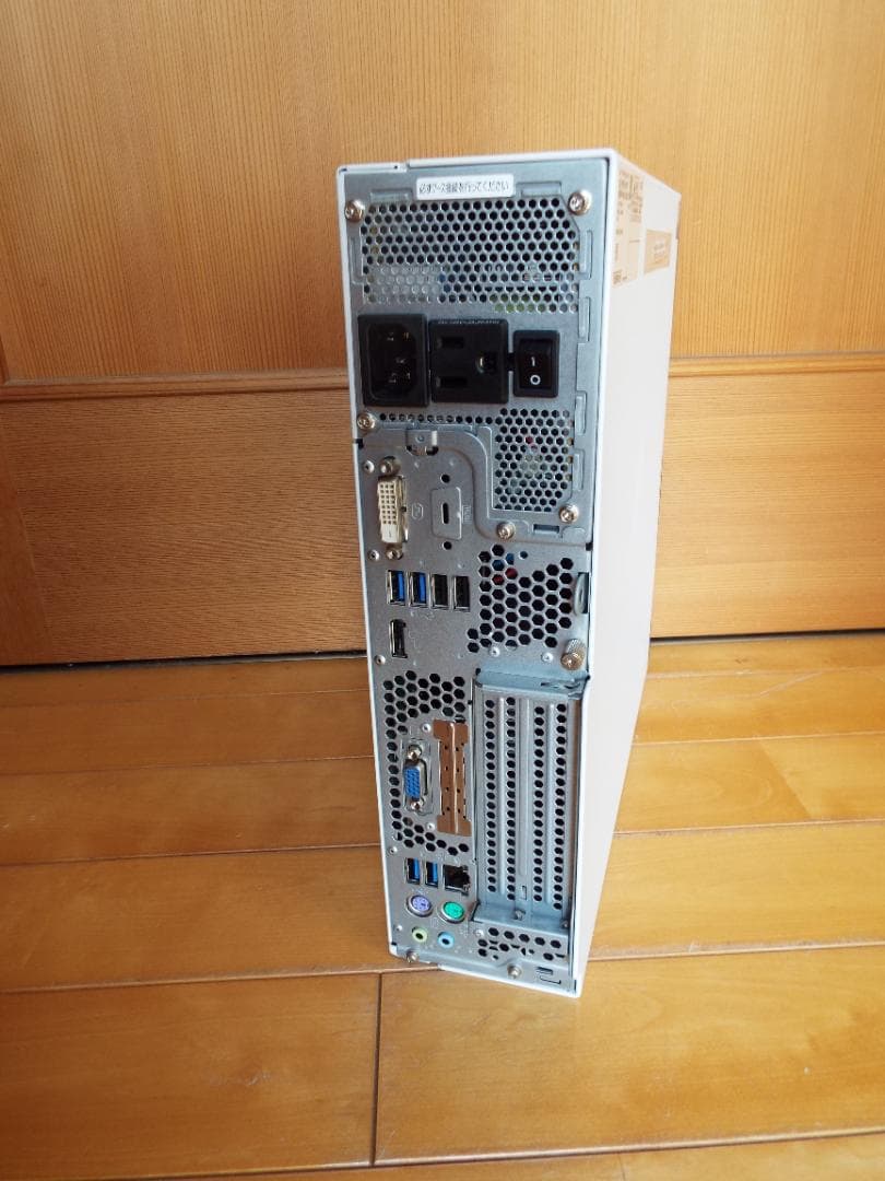 Windowsデスクトップ ESPRIMO D588/BX i5-9500 32G SSD512G+HDD1