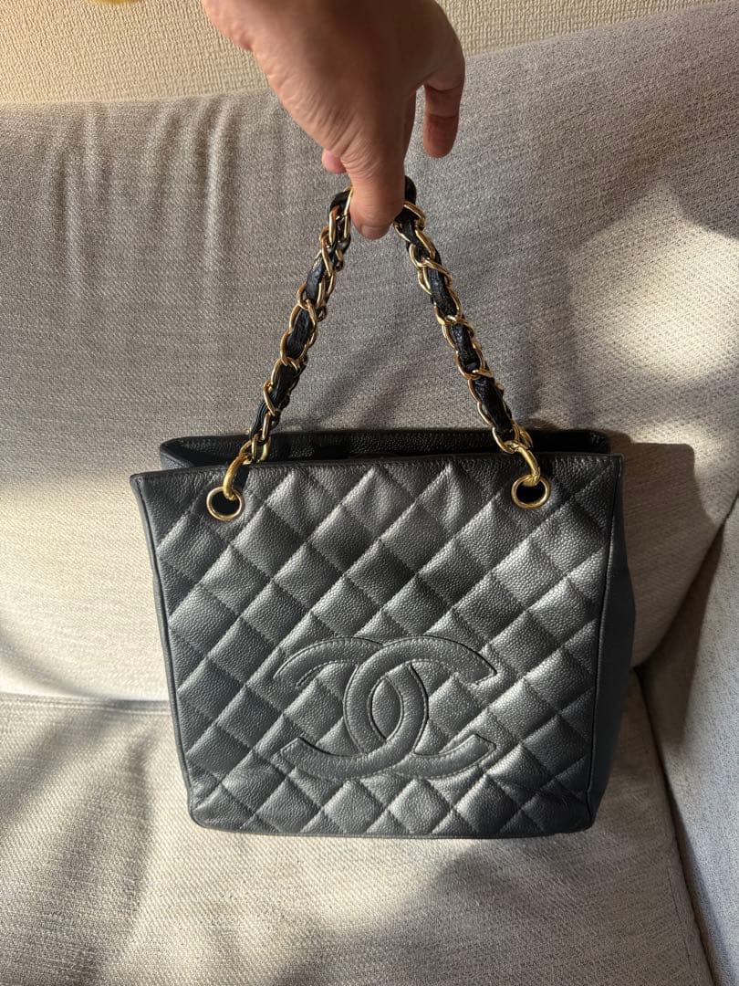 CHANEL シャネル デカ ココマーク キャビアスキン チェーン
