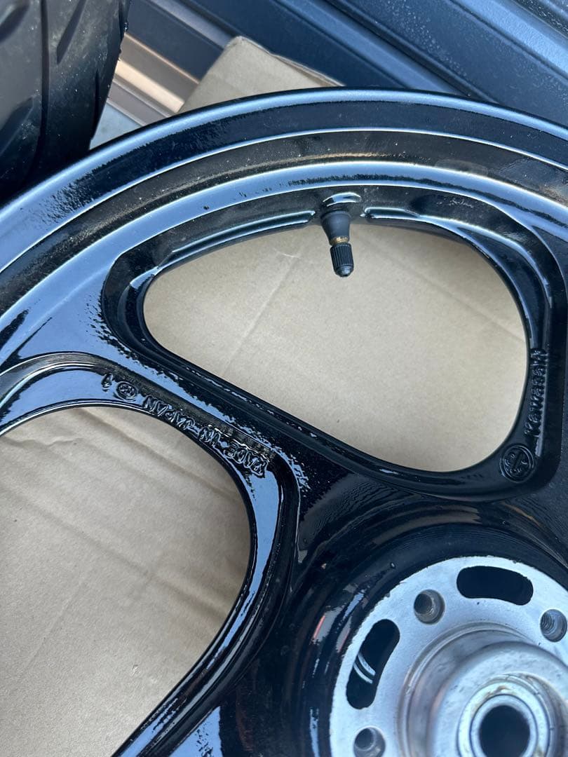 ゼファー1100 純正ホイールセット