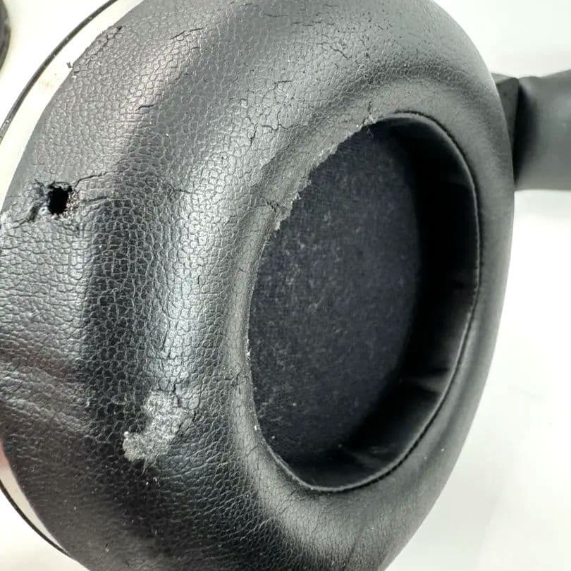 final SONOROUS II イヤパッド痛みあり