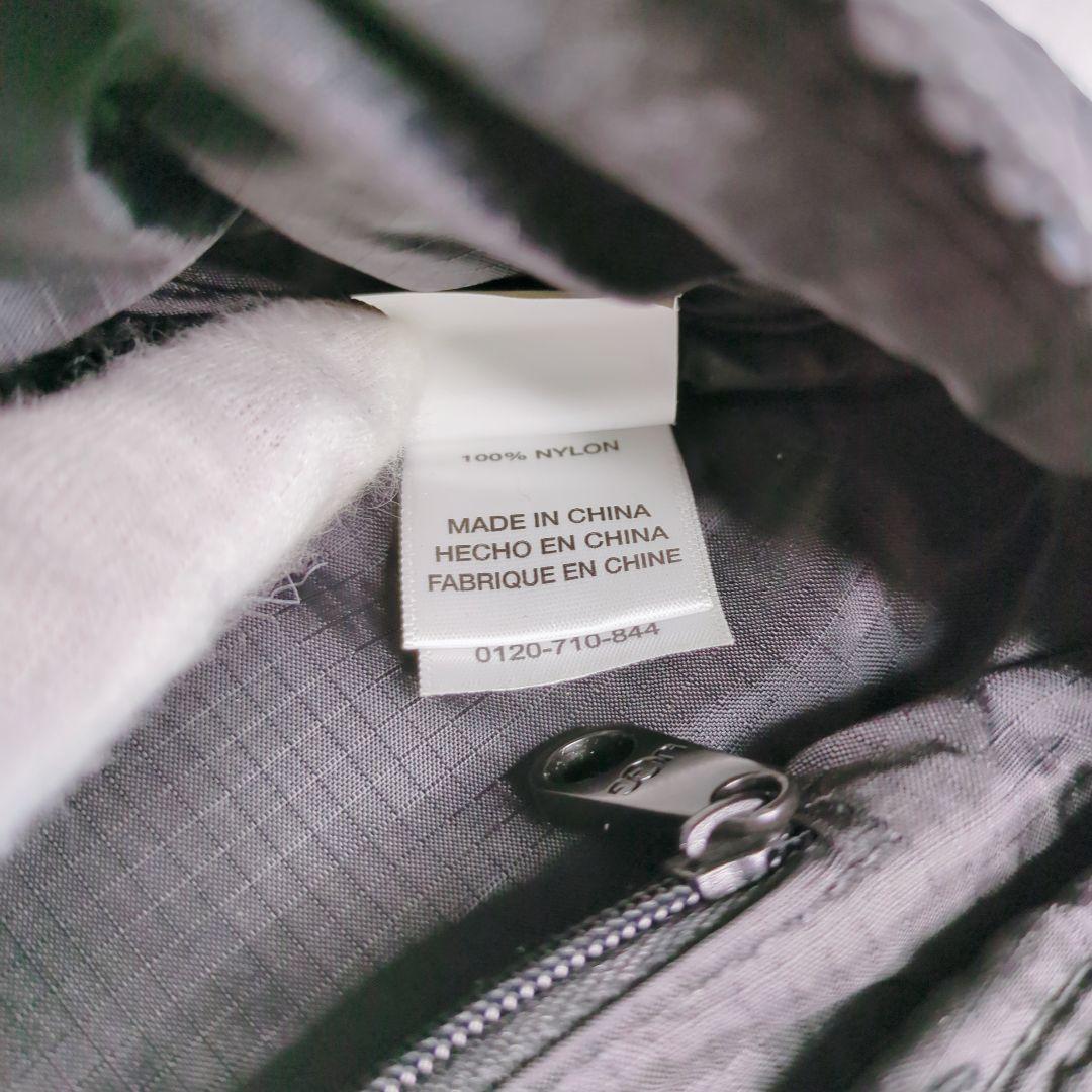 【美品】UGG　ボディバッグ　ウエストポーチ　キルティング　アグ　男女兼用