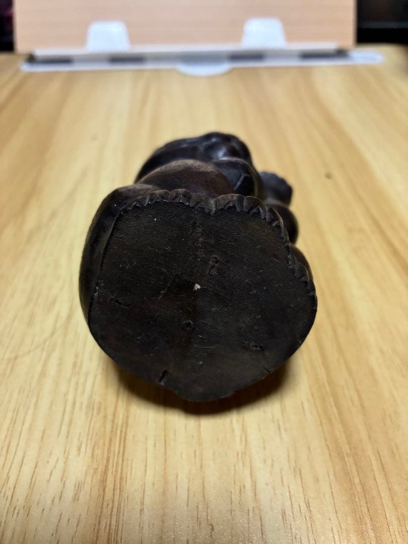 招き猫　木彫り