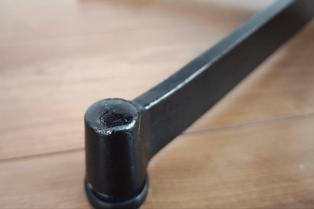 シャビーなダイニングテーブル / カフェテーブル